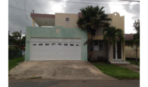 LAS BRISAS CASA GRANDE Y COMODA , en Arecibo Puerto Rico Casa en Barrio-Hato Abajo de 4 Cuartos y 2 Baños