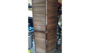 3 puertas de closet en madera
